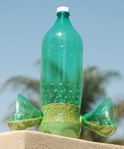 instructables dezine Plastic Bottle Bird Feeder